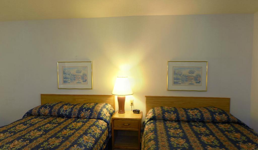 Rodeway Inn Brainerd Exterior photo