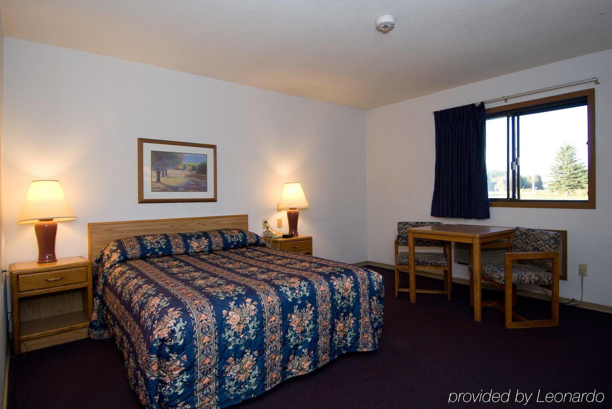 Rodeway Inn Brainerd Room photo